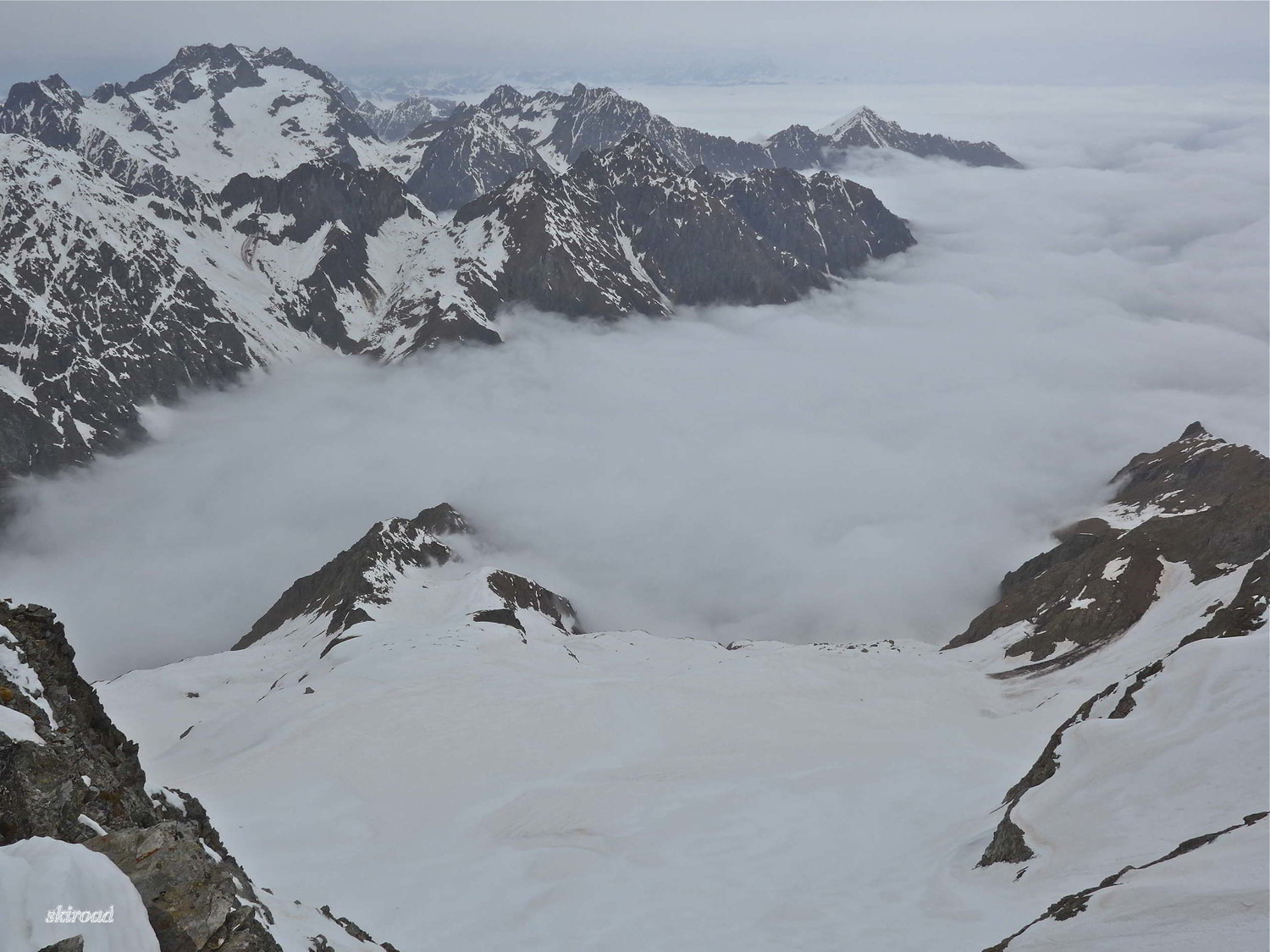 Versant Italien la mer de nuage.