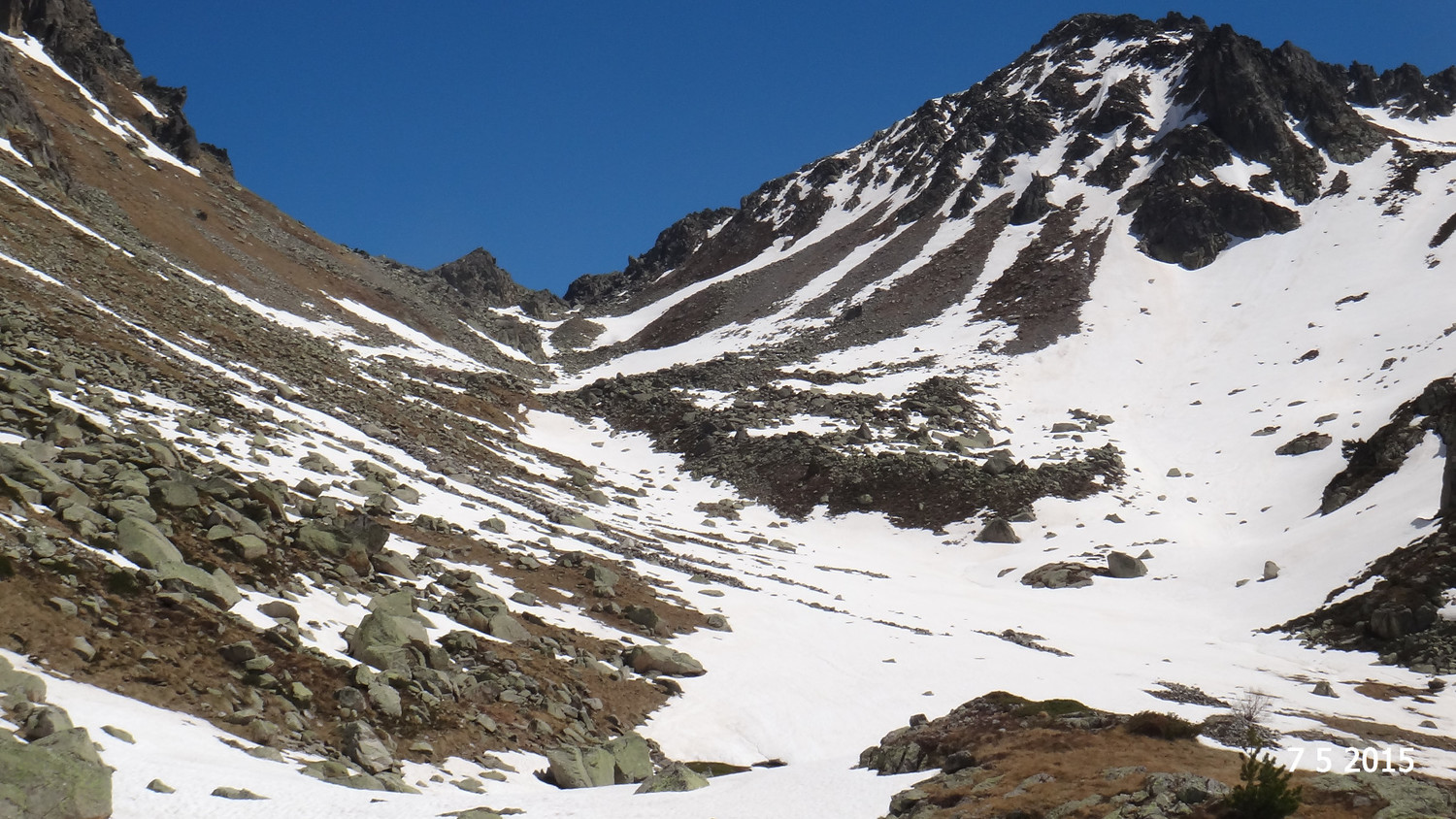 La montée au col Oelhacrestada