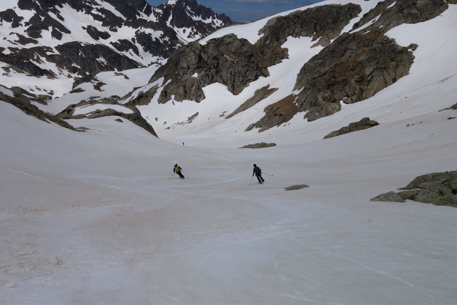 Superbe neige, descente vers refuge Arrémoulit