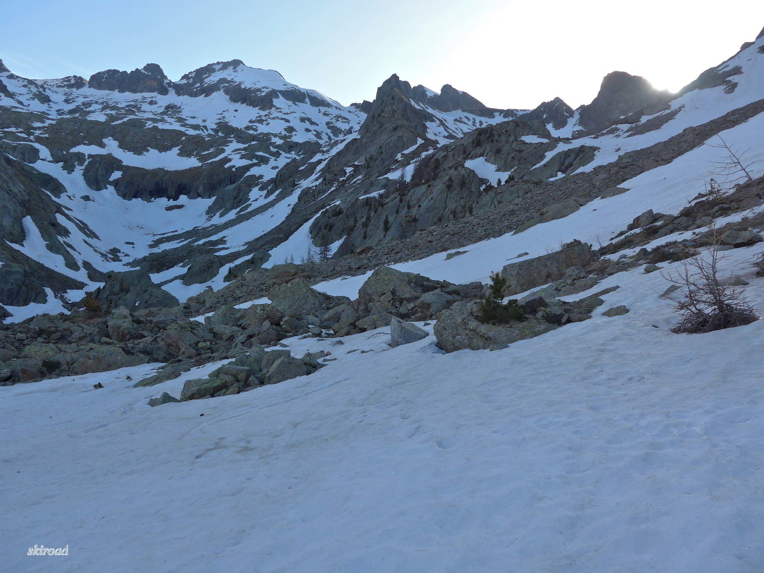 Deux déchaussages sous le couloir du Caïre de la Madone.
