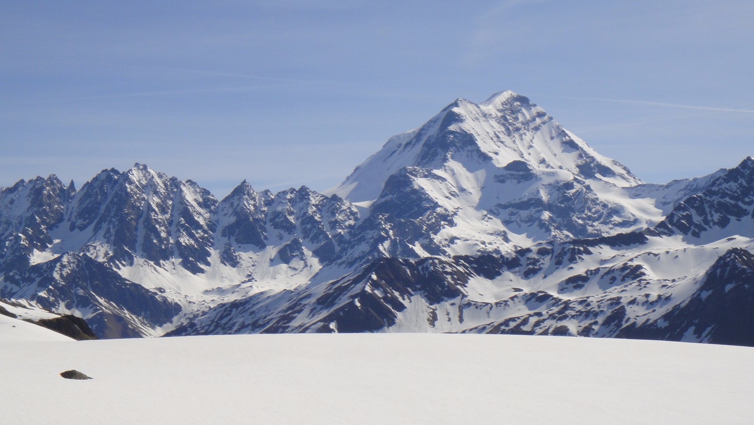 sous l'oeil du Grand Combin