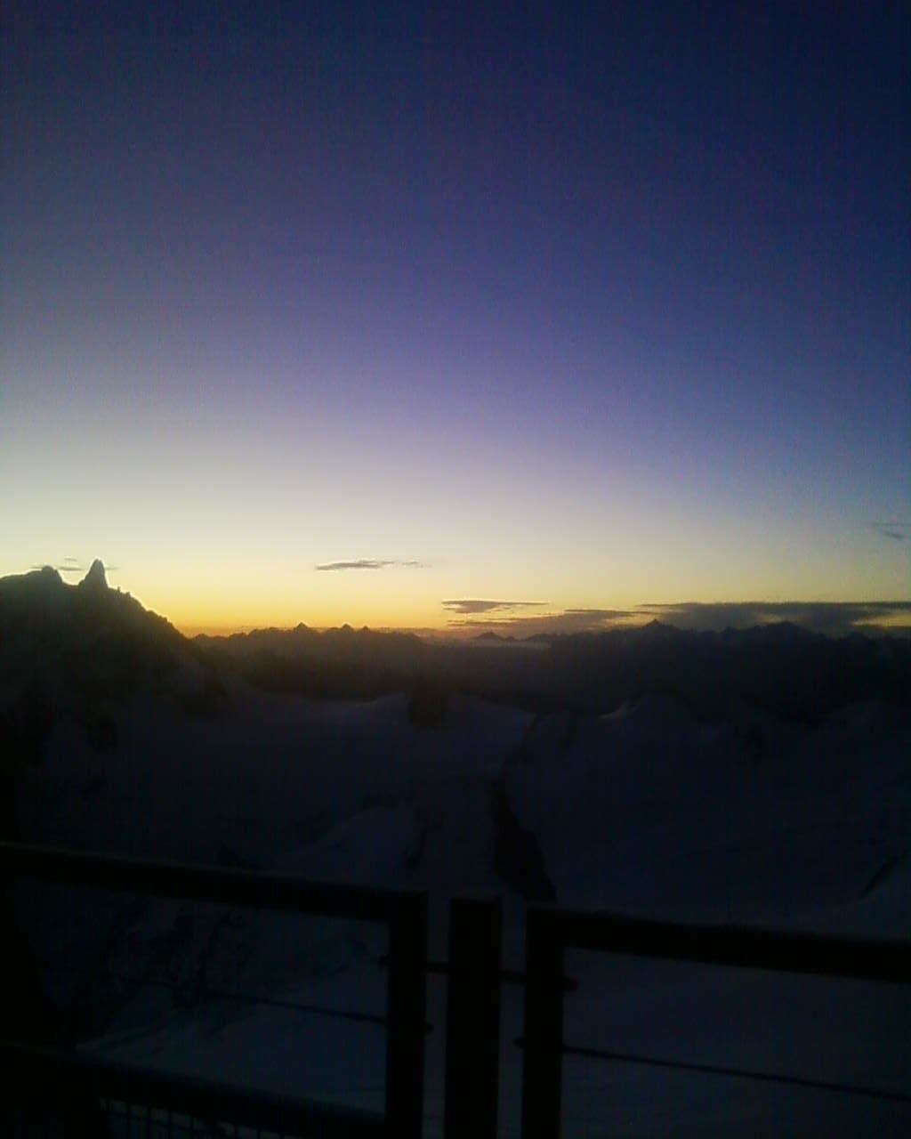 vue de l'aiguille a 6h du mat