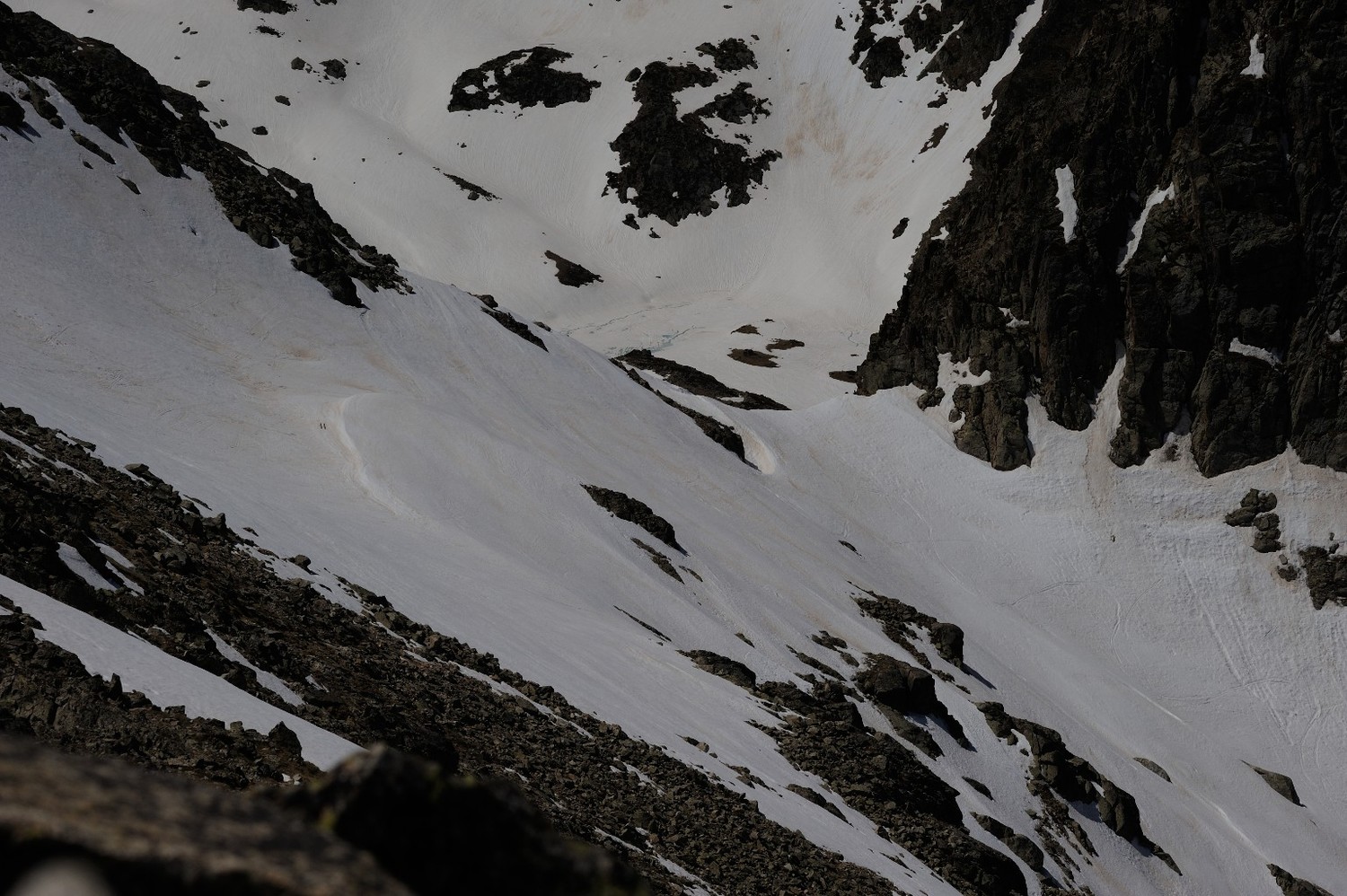 Brèche depuis ls environs du sommet