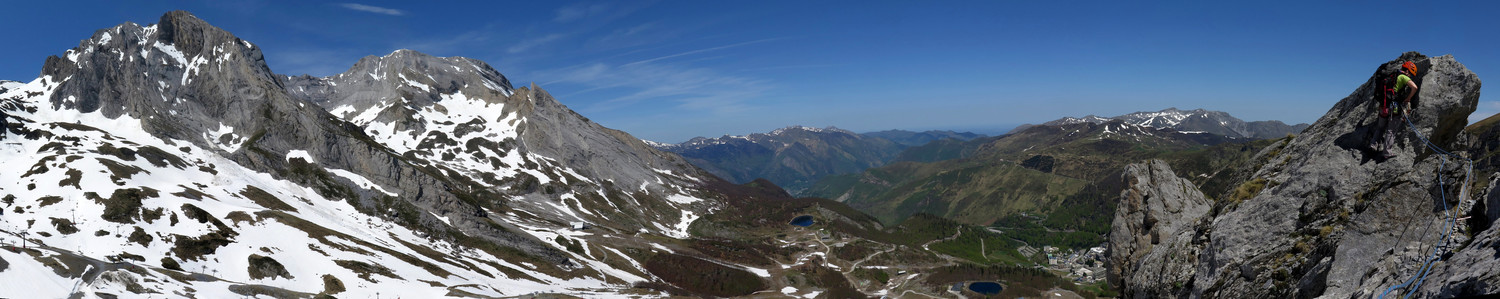 Vue sur le pic de Ger et Gourette