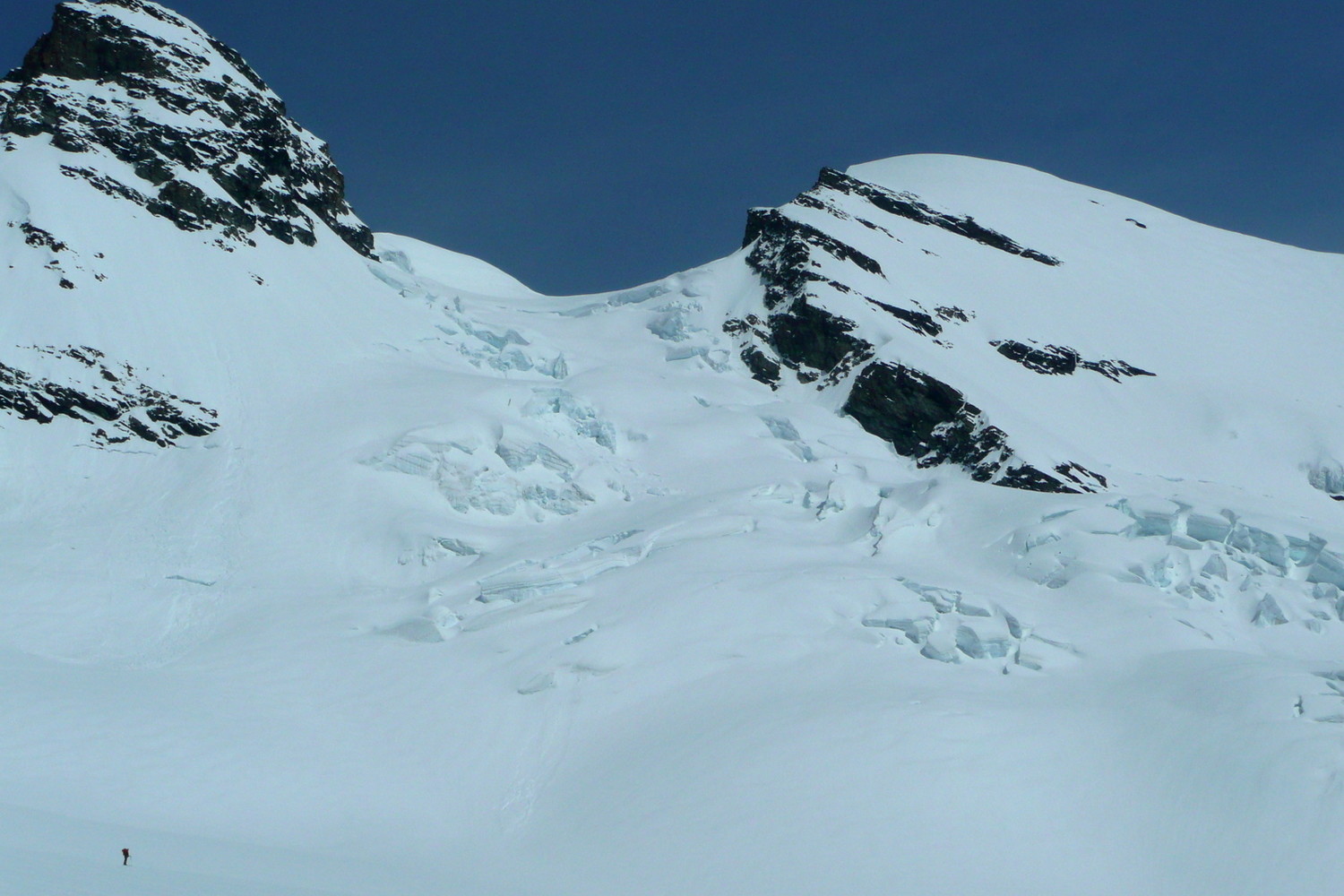 la seraccata discesa dell'Anungletscher