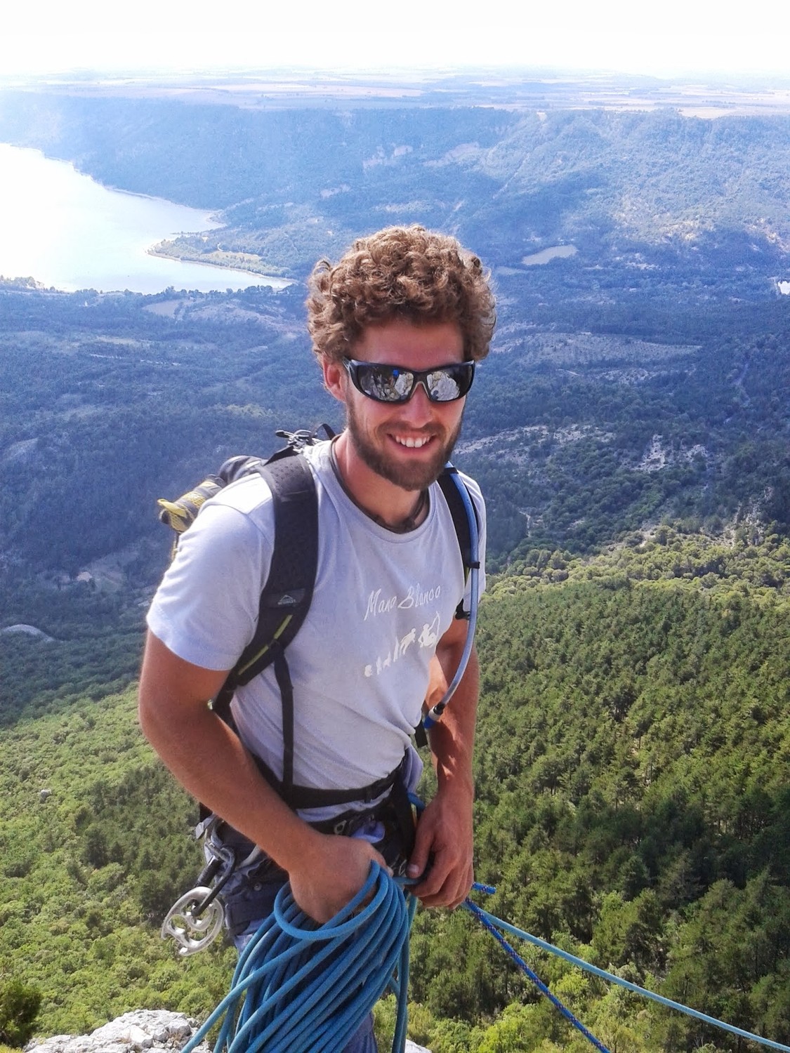 vince en haut!