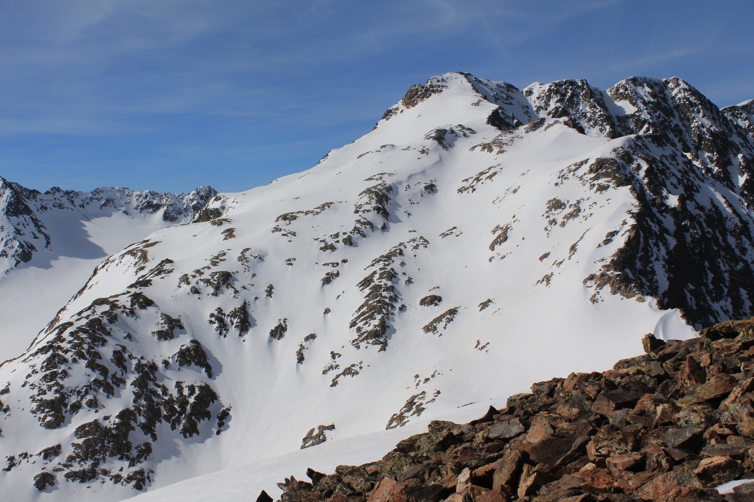 Le versant NE de la Cime 3239m de la Cochette, vu du Dôme de la Cochette