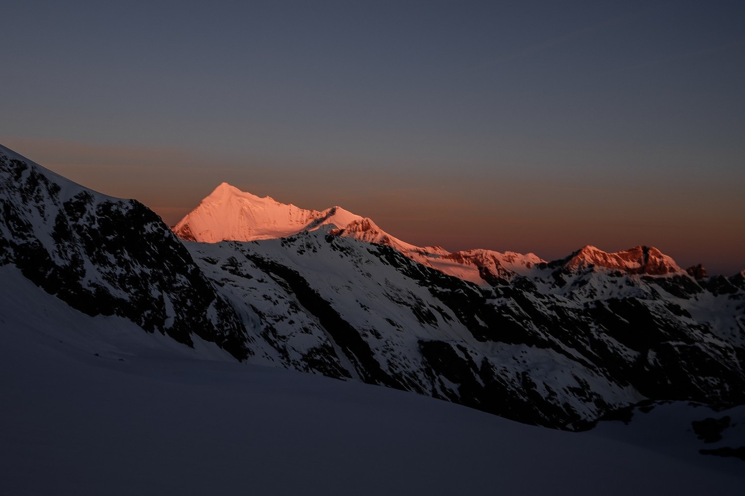 Alba sul Weisshorn e Bishorn
