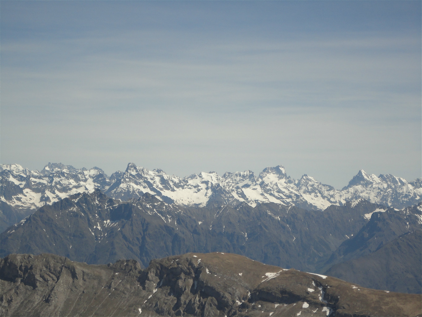 Vue sur le Massif des Ecrins.