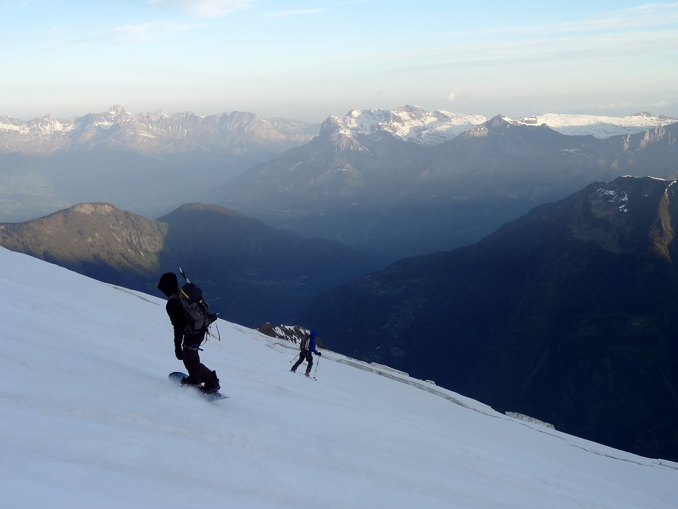 la vallée dort encore