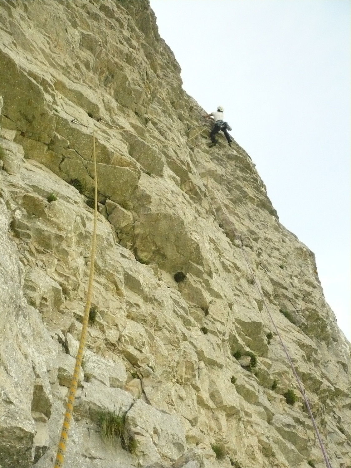 Sophie se regale dans le crux