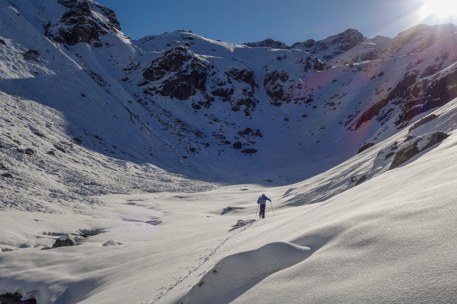 Voilà : neige de l'hiver dessous