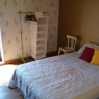 Chambre avec lit double