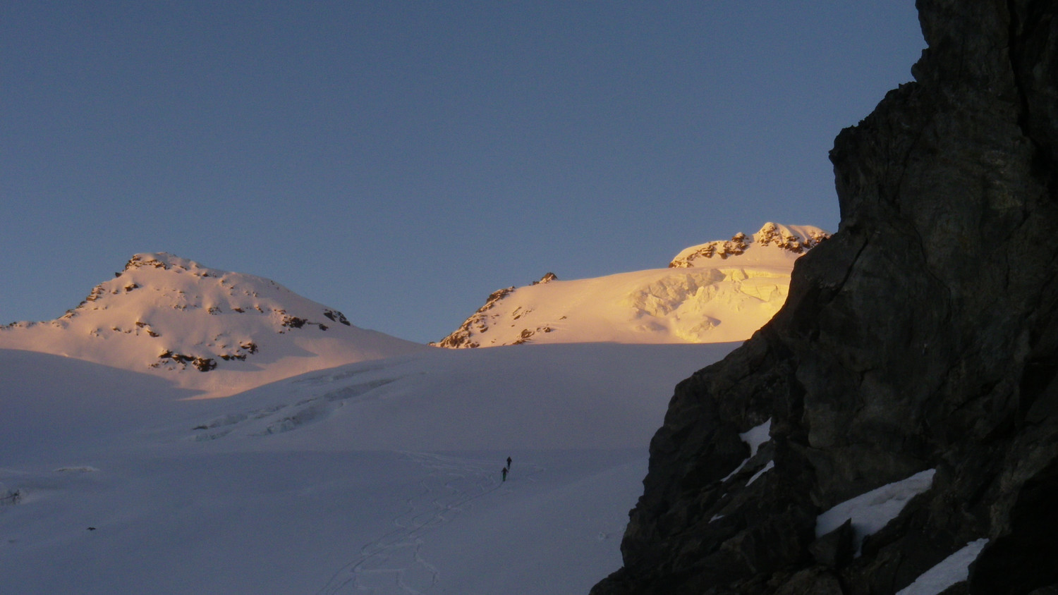 En arrivant sur le glacier