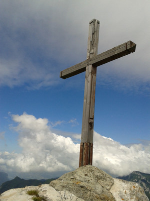 la croix du sommet du Pinet