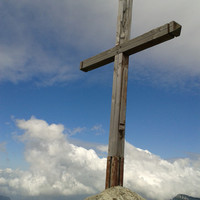 la croix du sommet du Pinet