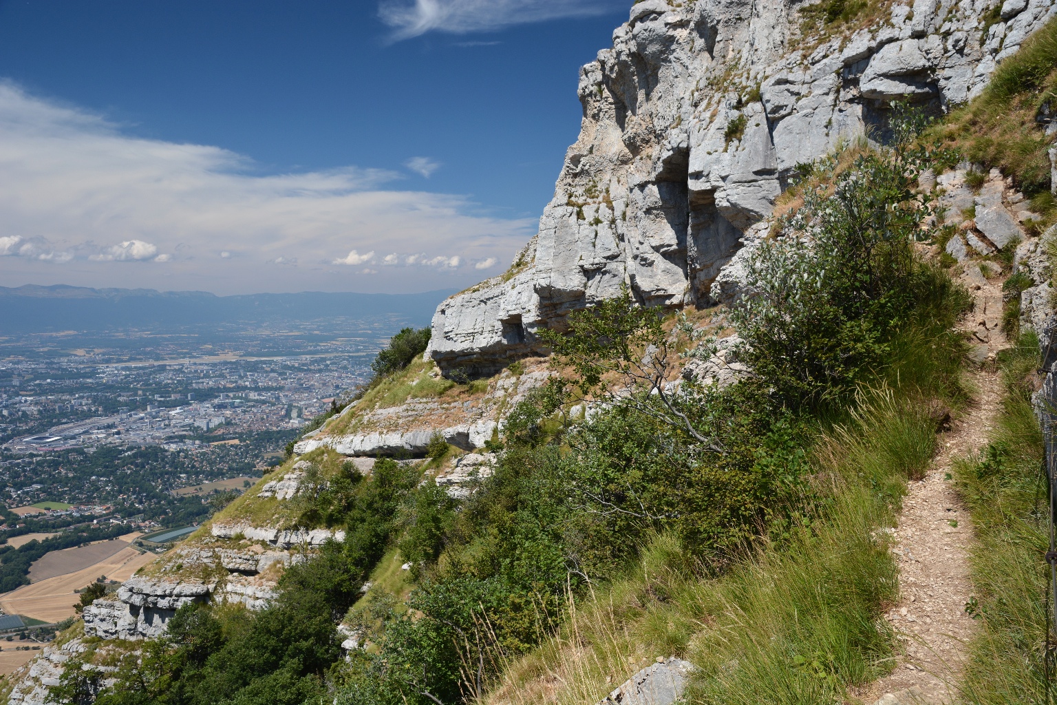 Le Salève : Orjobet, sentier de la Corraterie, Trou de la Tine ...