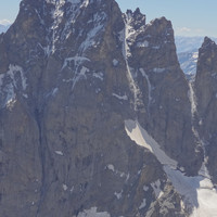 Photo de la face nord du Pic Sans Nom depuis la Barre des Ecrins (BV)