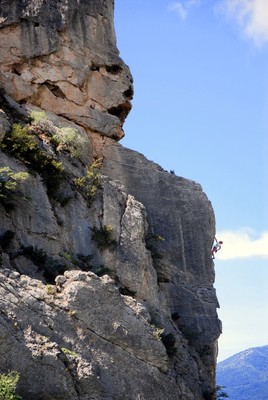 Stéphane sur le fil de la L2 de "La fuite enchantée (Grande arête)"