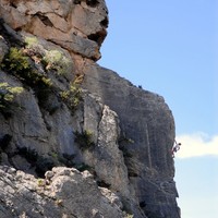 Stéphane sur le fil de la L2 de "La fuite enchantée (Grande arête)"