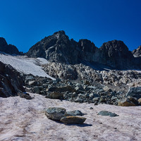 Vue d'ensemble du glacier avec les Aiguilles Dulong de Rosnay, Michel et Marcieu...