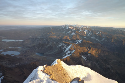 Les Andes vues du Huayna Potosi (Bolivie, 2010)