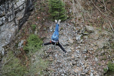 Saut pendulaire en Valais