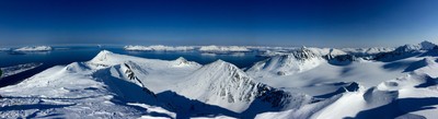 Panorama du sommet du Storgalten (1219m) - Alpes de Lyngen - Norvège.