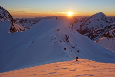 premiers virages aux derniers rayons dans le Mercantour