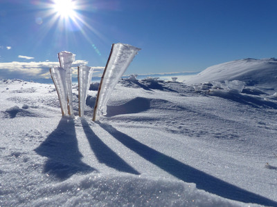 Neige et glace sur les Monts Jura