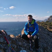 Au sommet faire une 60 de mètres.