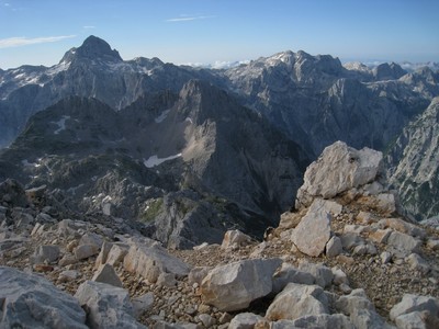 Triglav et Kanjavec - vue depuis le sommet du Razor Triglav et Kanjavec - vue depuis le sommet du Razor