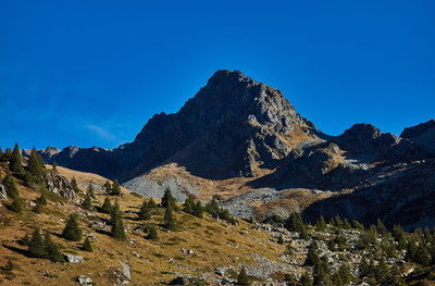 Les arêtes droit devant... Les arêtes droit devant...