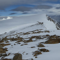 Du sommet central, vue sur le Mentok II