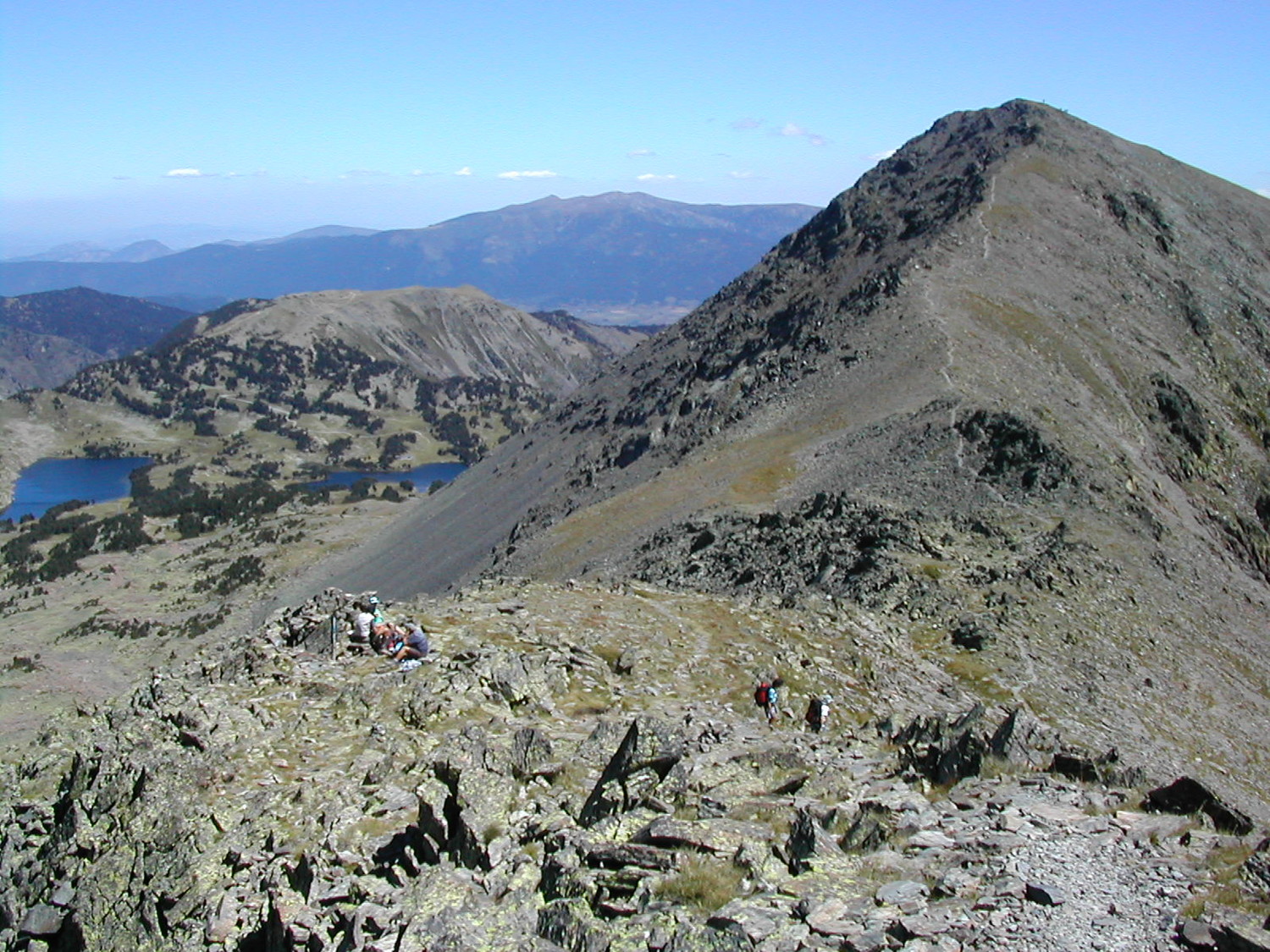 En montant au Grand Péric, vu sur Petit Péric