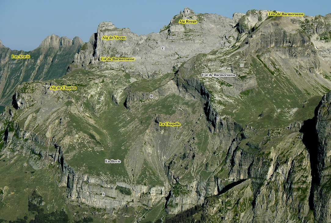 vue générale de la combe d'après "toponymage.free.fr"