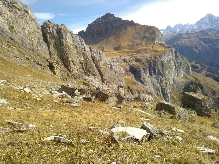 rejoindre la combe