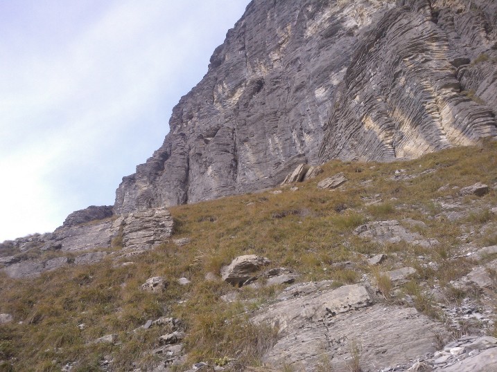 Atteindre la base de la paroi