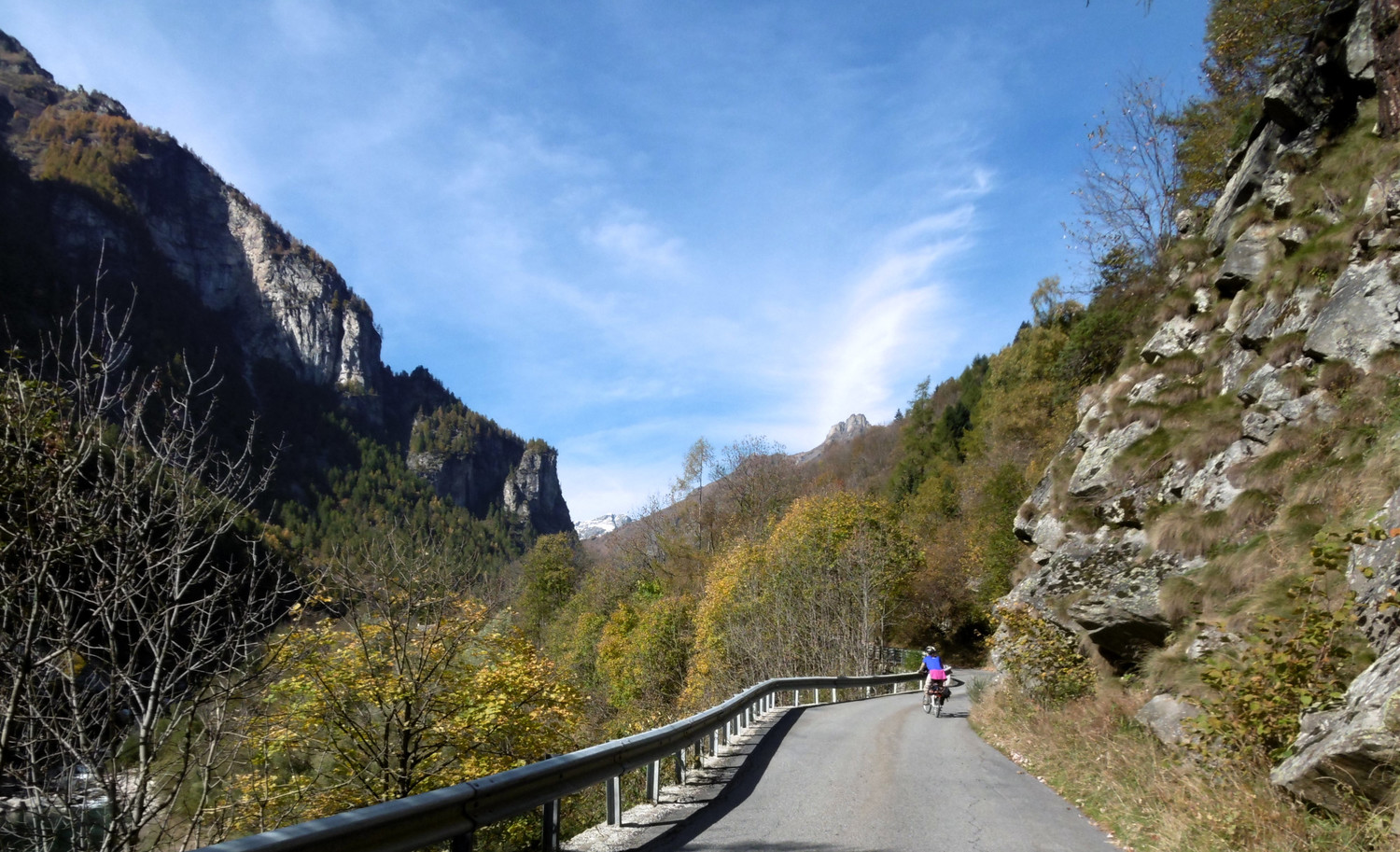 Montée à vélo entre Varzo et San Domenico
