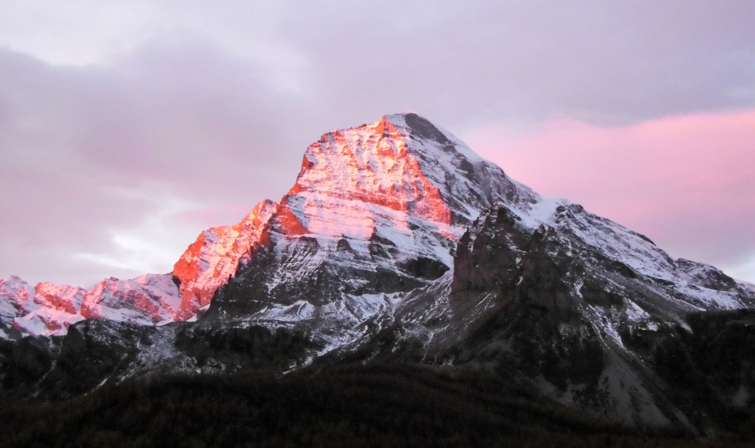Monte Leone à l'aube