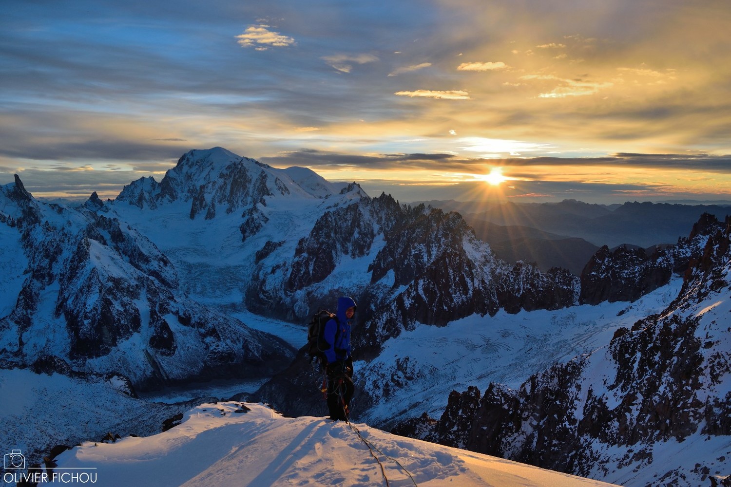 Dans la descente, presque au niveau du col.