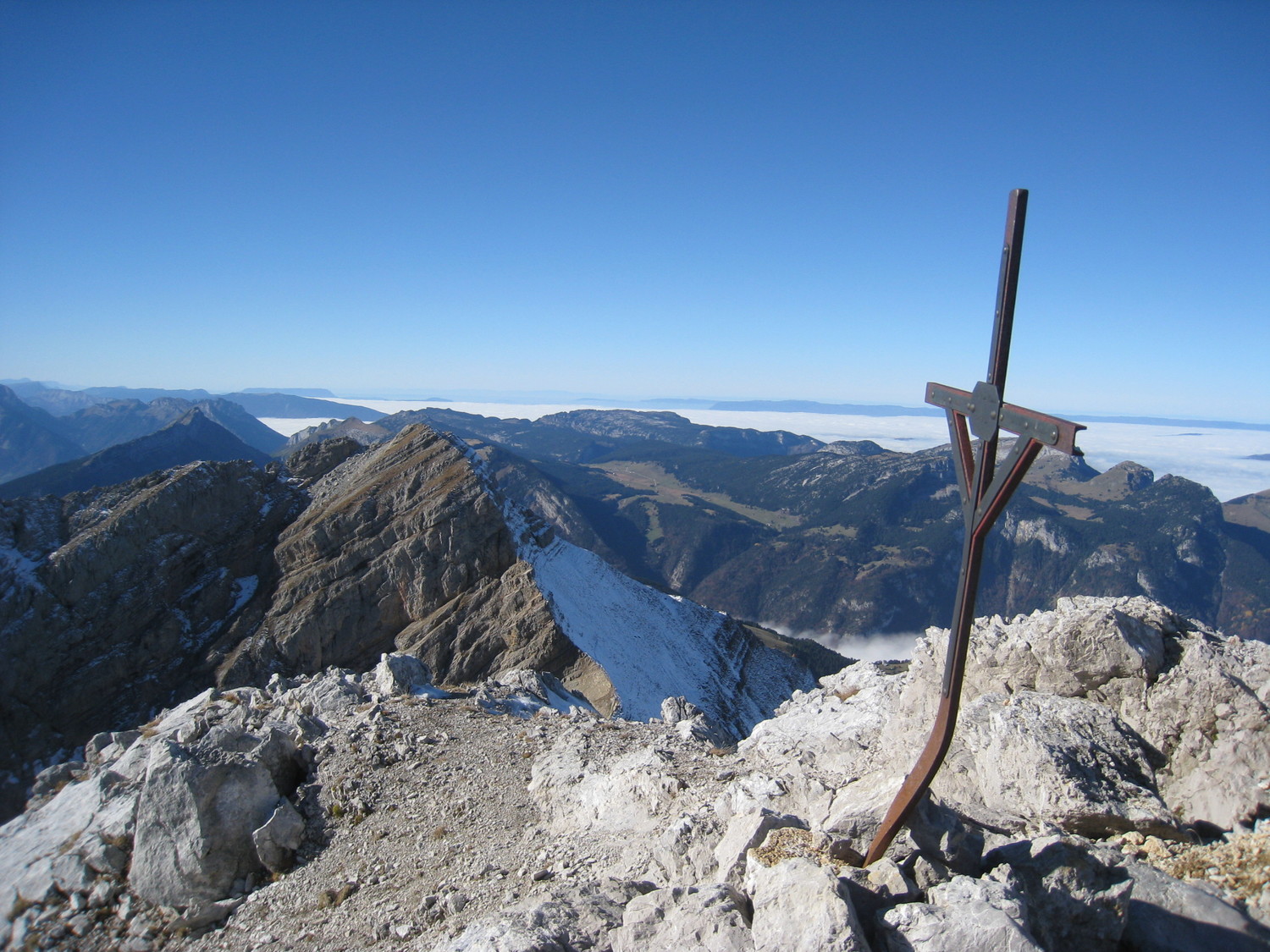 croix sommitale - pte Blanche