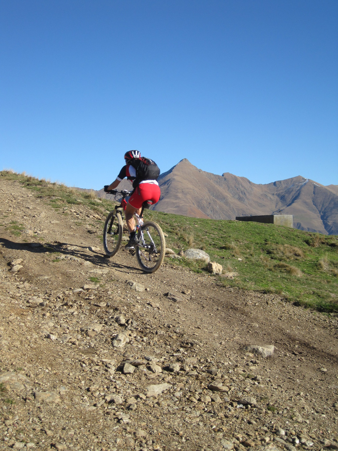 Ripide rampe con vista sul Pizzo di Gino