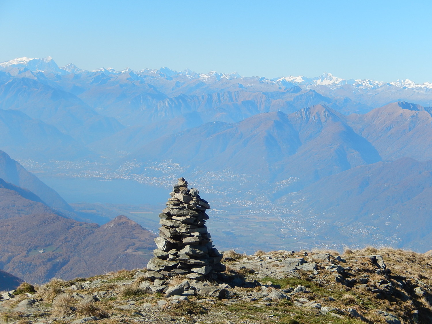 Cima svizzera e Lago Maggiore