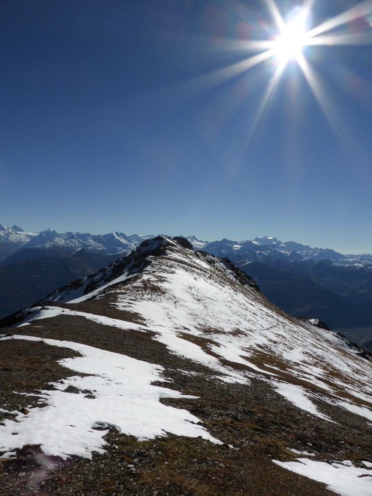 Flanc sous Pt. 2584, vu depuis col 2566.