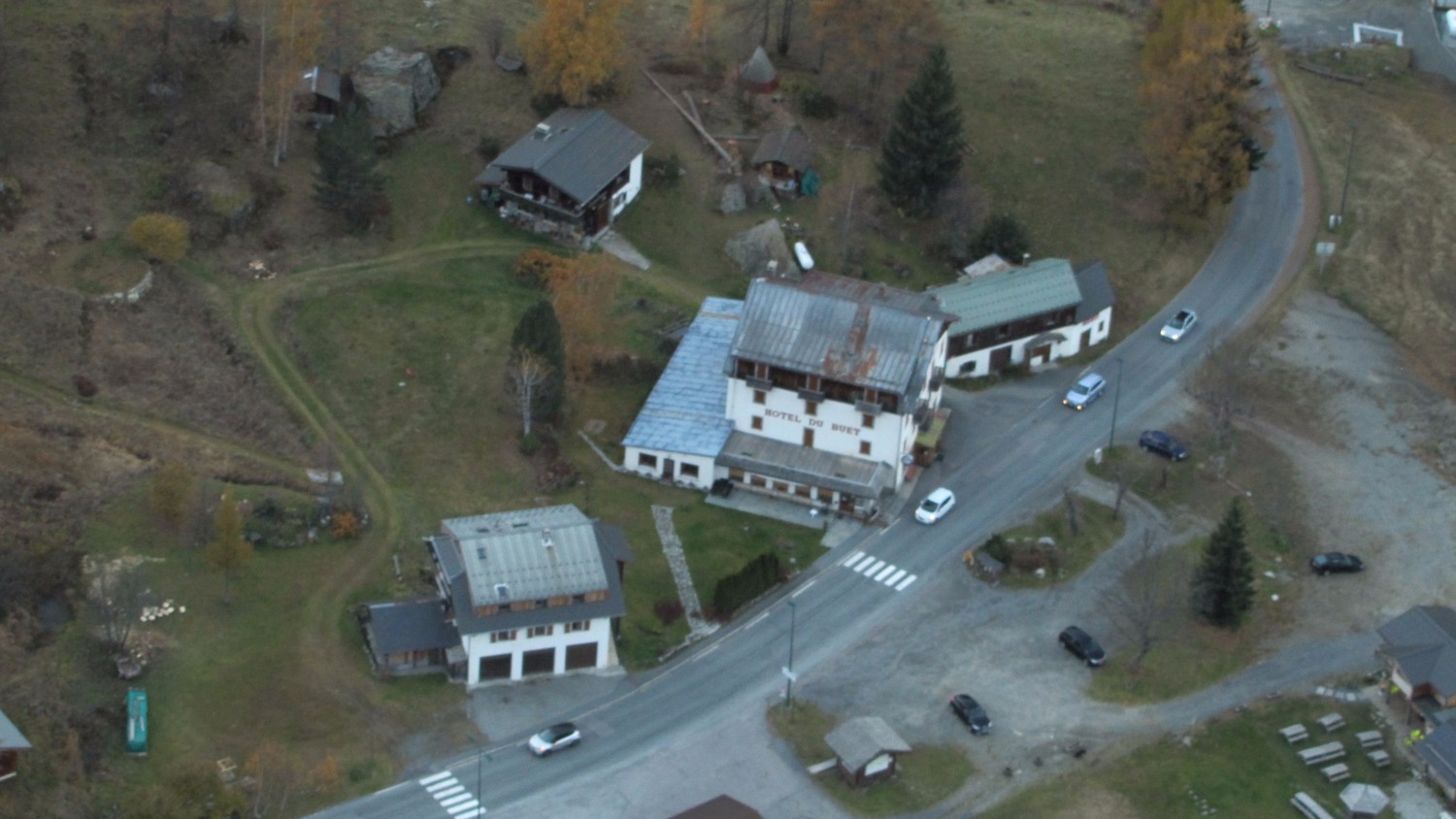 Hotel du Buet, taken from the air by Nico