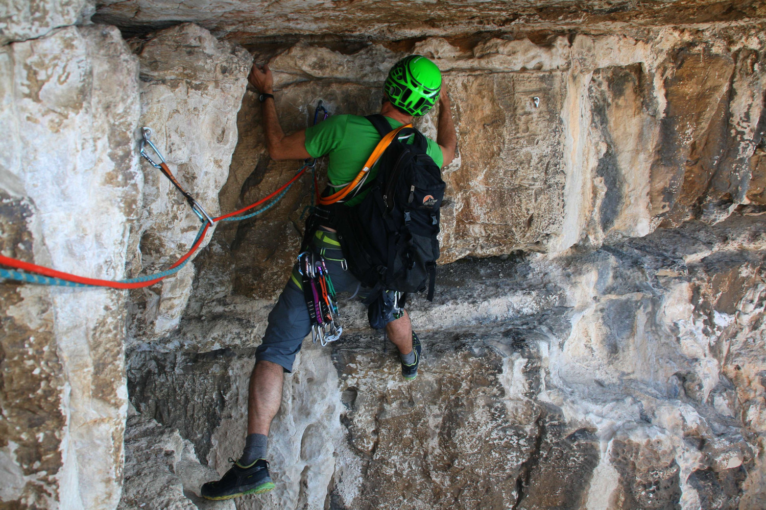 Passge sous les toits