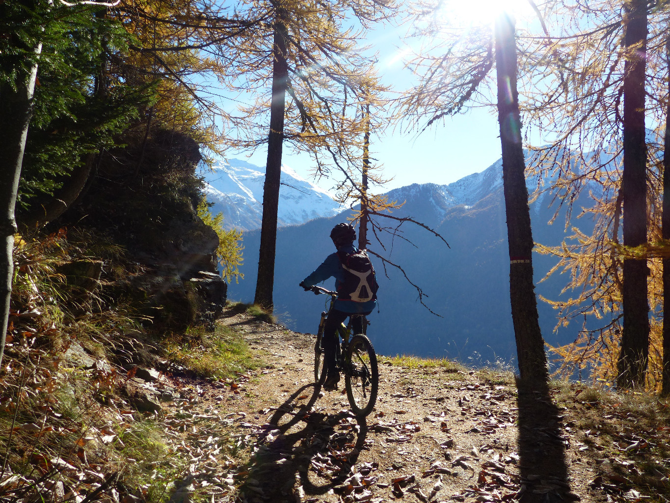 sentier de retour sur Vens
