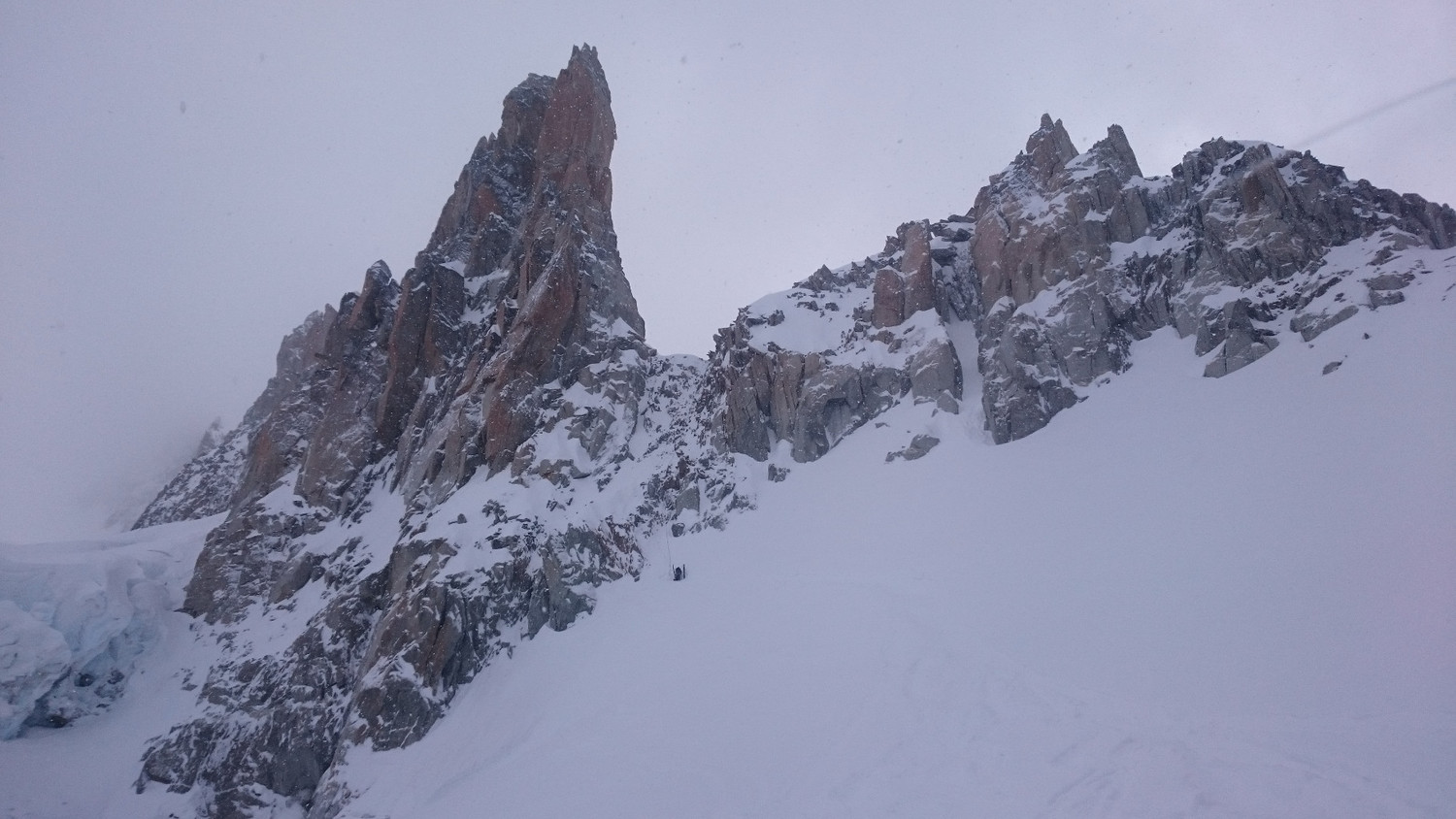 Rappel de la brèche coté grandes Jorasses