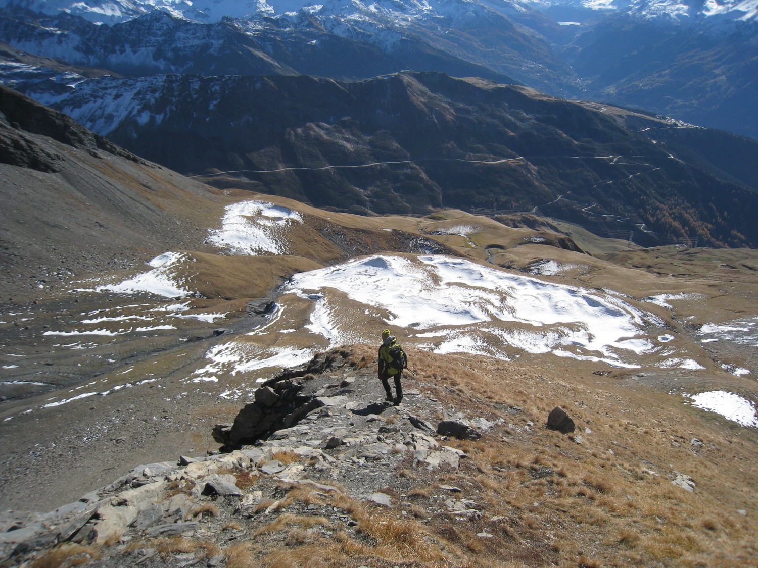 Alain à la descente vers petit plateau- Pte 2795m